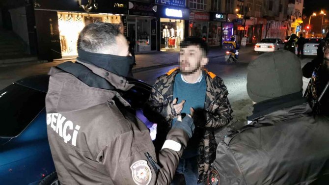 Uyuşturucuyla Yakalandı, “İ̇çicilikten Denetimim Var” Dedi