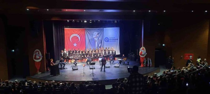 Gazipaşa Kültür Merkezi İlk Etkinliğine Ev Sahipliği Yaptı