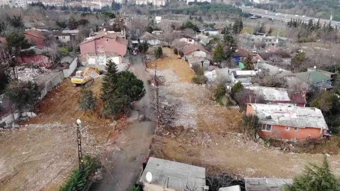 Kansere Davetiye Gibi Yıkım Pes Dedirtti