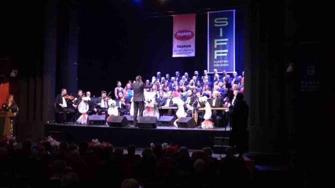 Bursa’da "Kardeşlik Korosu" Konseri