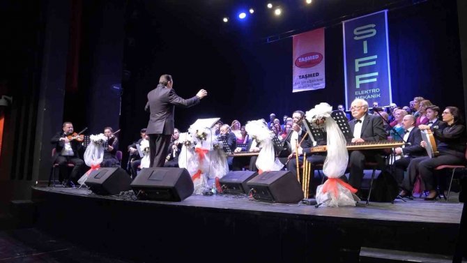 Bursa’da "Kardeşlik Korosu" Konseri