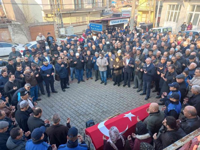 Eski Belediye Başkanı Ve Milli Eğitim Müdürü Orhan Kamalı Toprağa Verildi
