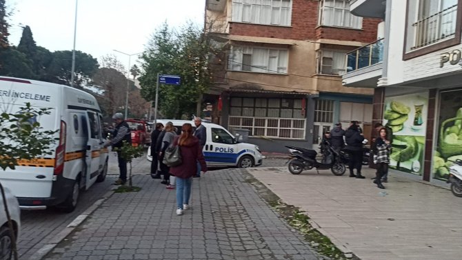 Eşinin Acısına Bir Ay Dayanabildi