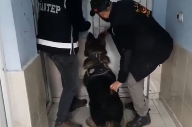 Polis Kaçakçılara Göz Açtırmıyor