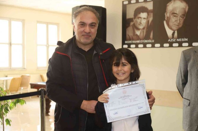 Geleceğin Yazılımcıları, Kartal Belediyesi Robotik Kodlama Atölyesi’nde Sertifikalarına Kavuştu