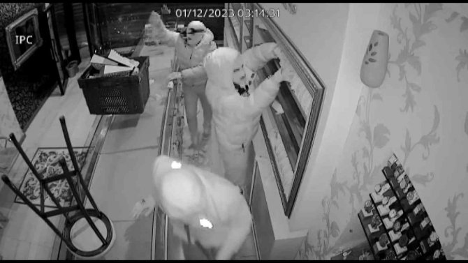Pendik’te 10 Milyonluk Vurgun: Kuyumcuyu Boşalttılar