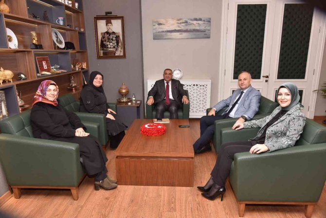 Kadınlar ‘’Kırkyama’’ İle Hem Üretiyor Hem Kazanıyor