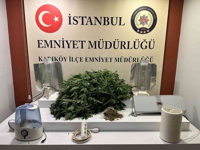 Ümraniye Ve Kağıthane’de Uyuşturucu Operasyonu: 4 Kişi Yakalandı