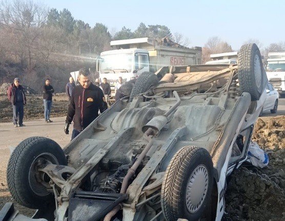 Kütahya’nın Tavşanlı İlçesinde Trafik Kazası: 2 Yaralı