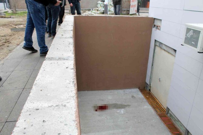 Şantiye Bekçisi İnşaat Alanında Ölü Bulundu