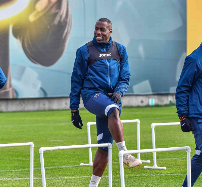 Başakşehir, Fatih Karagümrük Maçı Hazırlıklarına Devam Etti