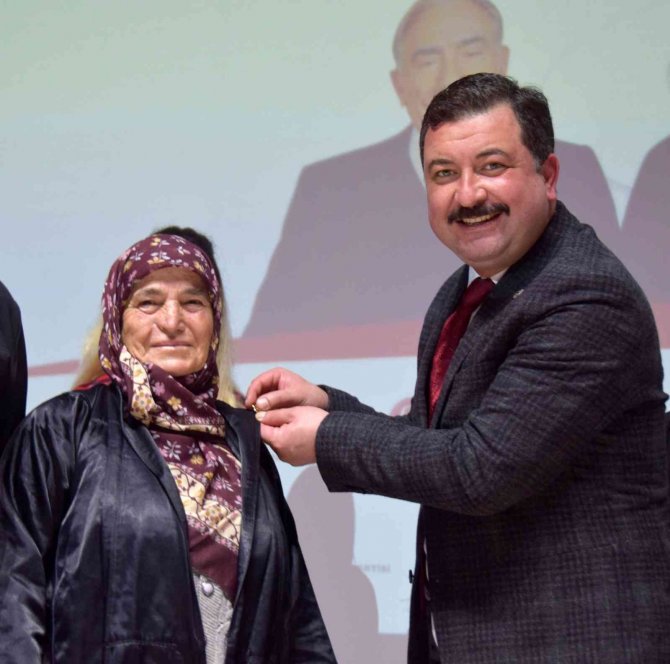 Balıkesir’de Mhp’ye 500 Yeni Üye