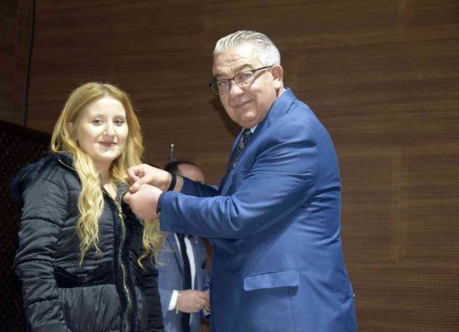 Balıkesir’de Mhp’ye 500 Yeni Üye