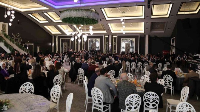 Bakan Özer: "Çırak Ve Kalfa Sayısı 159 Binden 1 Milyon 250 Bine Çıktı"