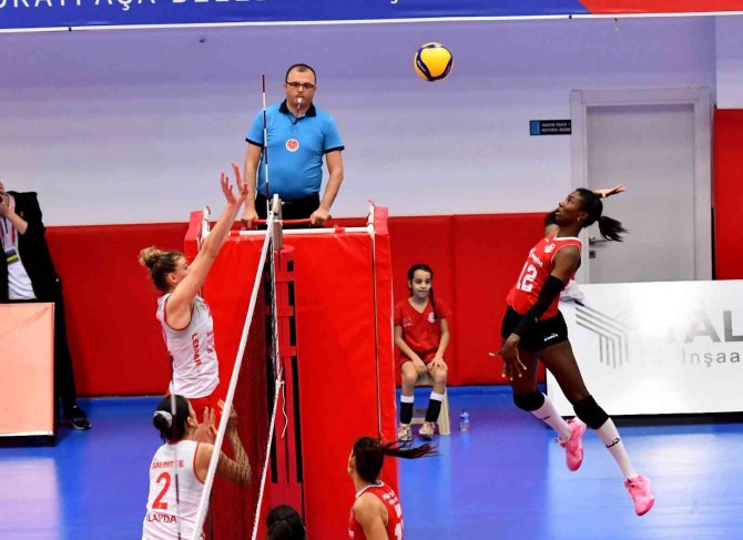 Muratpaşa’nın Kızları Evinde Galip