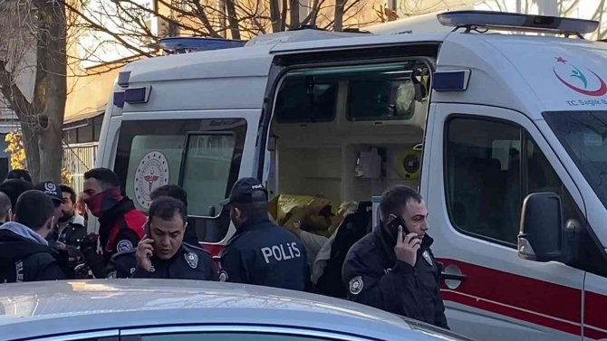 Ümraniye’de Oto Sanayide Silahlı Dehşet: 1 Ölü, 6 Yaralı