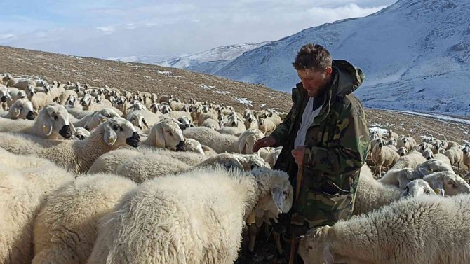 Sivaslı Çoban Sosyal Medyayı Salladı