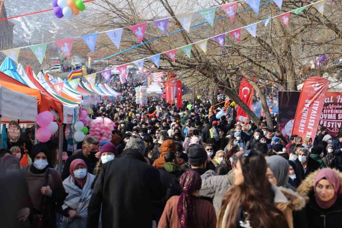 Sivrihisar Dövme Sucuk Festivali’nde Zara Ve Özgür Can Çoban Sahne Alacak
