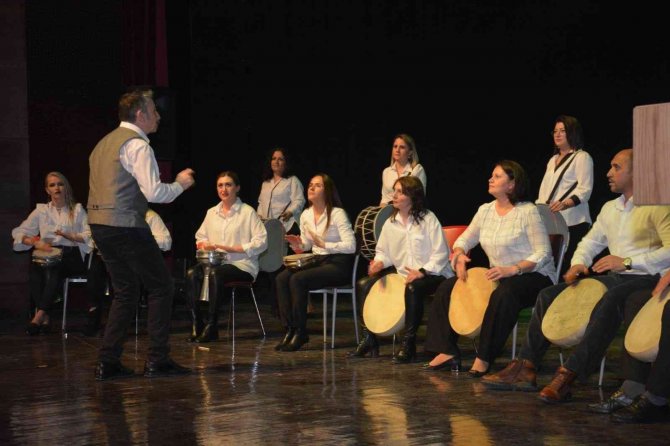 Uşaklı Öğretmenlerden Unutulmaz Gece