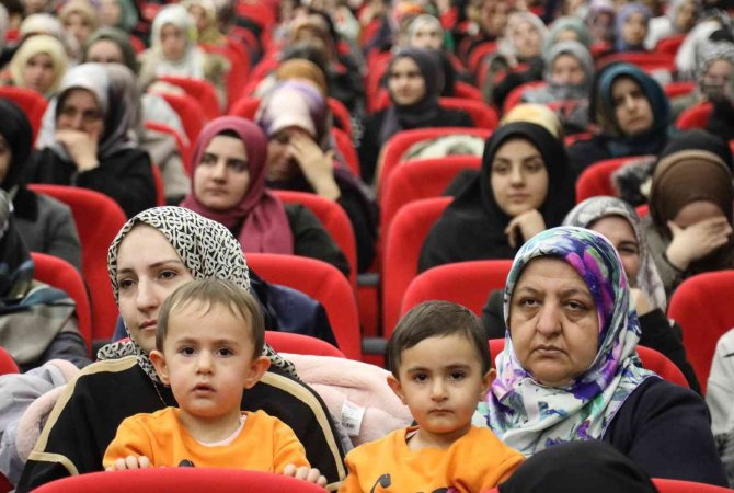 Van Büyükşehir Belediyesinden ’Aile Okulu Başlıyor’ Konferansı
