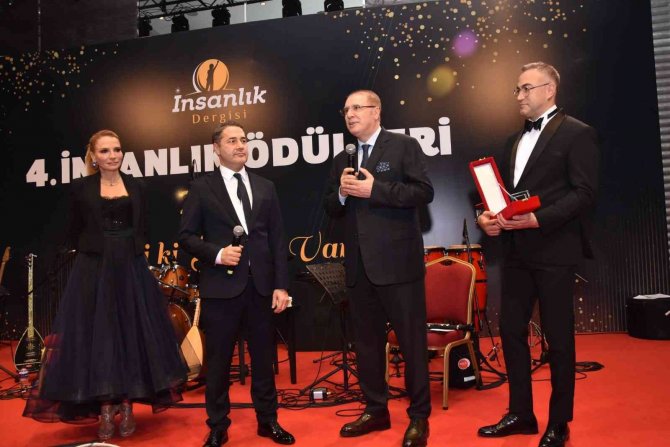 ’İ̇nsanlık Ödülleri’ Sahiplerini Buldu