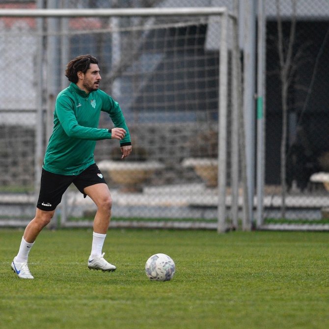 Özer Hurmacı’nın Lisansı Çıktı