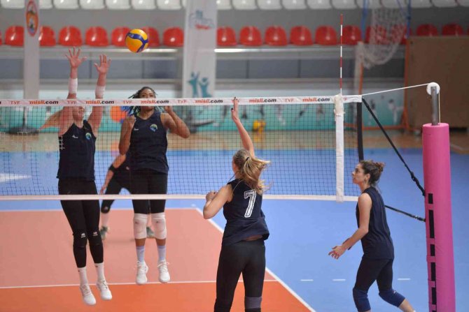 Çukurova Belediyesi Adana Demirspor, Galatasaray’ı Konuk Edecek