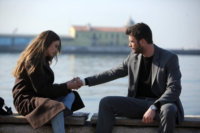 “Aile” Dizisinin Çekimleri İ̇zmir’de Yapılıyor