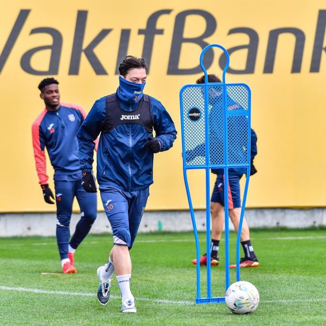 Başakşehir, Karagümrük Maçı Hazırlıklarını Tamamladı