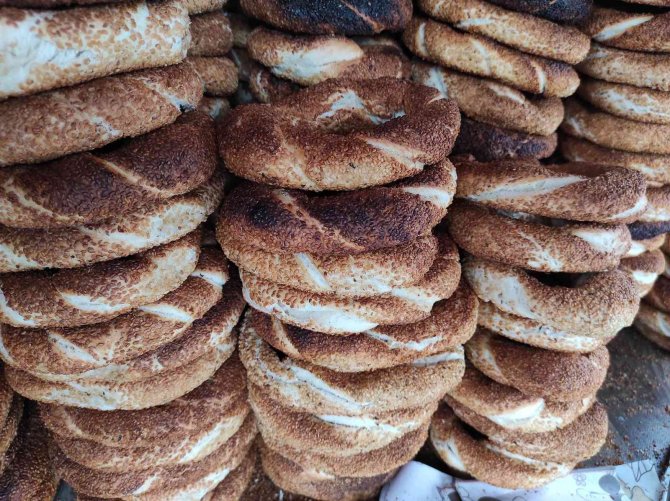 İ̇stanbul’daki Simitlerde Fiyat Karmaşası