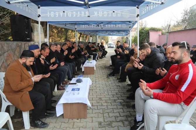 Bjk Kulübü 6. Başkanı Ahmet Fetgeri Aşen Yıldönümünde Unutulmadı