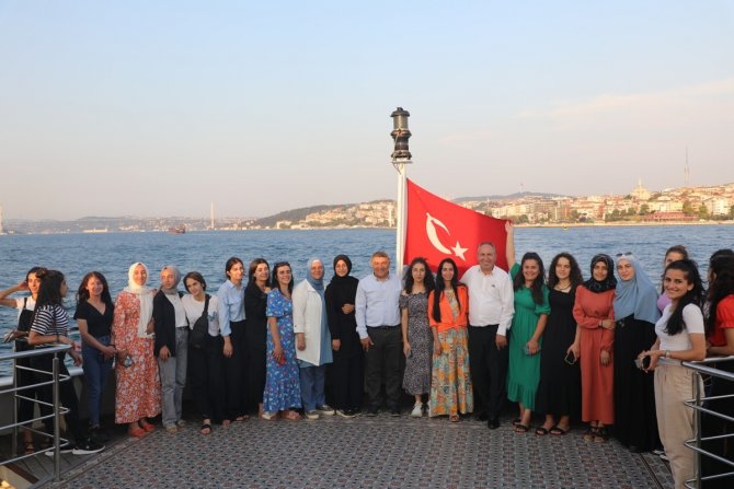 2022 Yılında Dilovası’ndan 5 Bin 250 Kadın Kültür Turu Yaptı