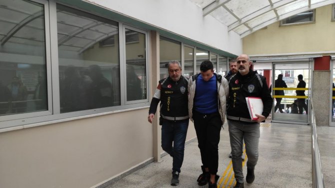 Halk Otobüsü Şoförünü Darp Eden Saldırgan Adliyeye Sevk Edildi