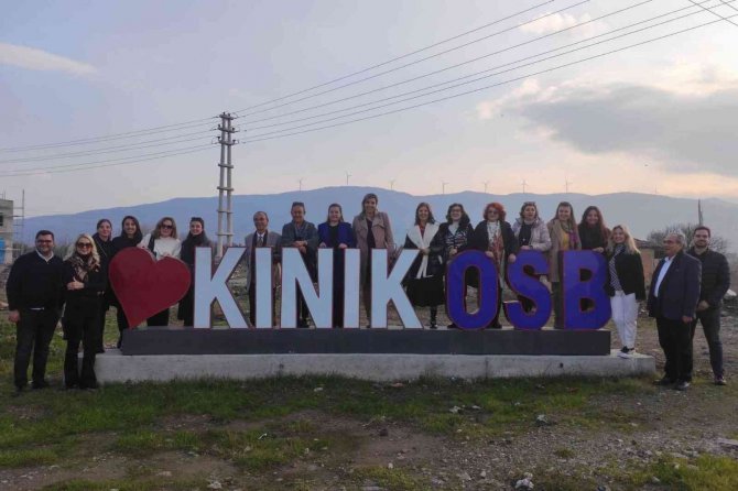 Kınık Belediyesi Ve Ebsov Kadınlar Birliği Buluşması