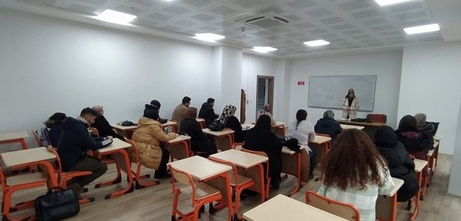 Elazığ’da Diksiyon Ve Güzel Konuşma Kursları Sürüyor