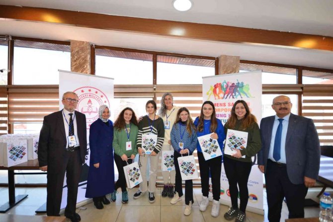 Erasmus Öğrencileri Gediz’de