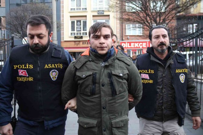 Tuğçe Can’ın Katil Zanlısı Erkek Arkadaşı Adliyeye Sevk Edildi