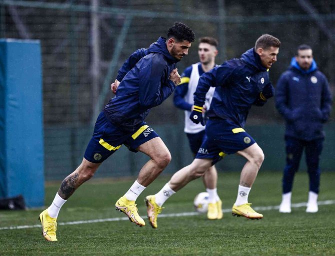 Fenerbahçe, Çaykur Rizespor Maçı Hazırlıklarını Sürdürdü