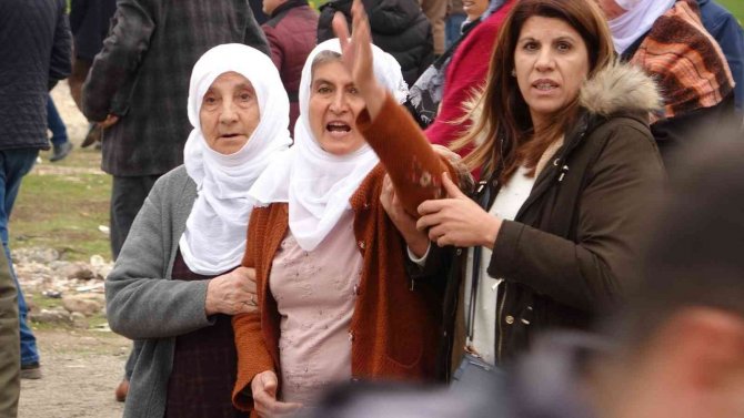 Hacire Akar’dan Hdp’ye Kürtçe Beddua: “Hdp’nin Evi Yıkılsın, Kör Olsun”