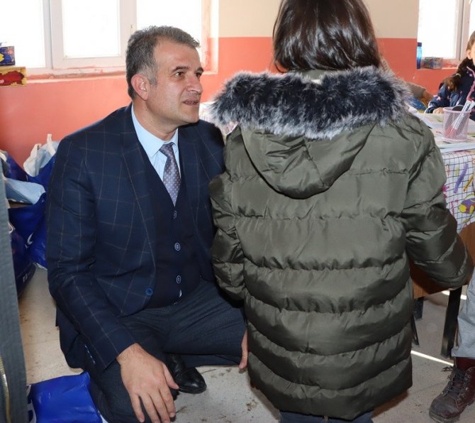 Vedaş Her Mevsim Tebessüm Ekibi Van’da