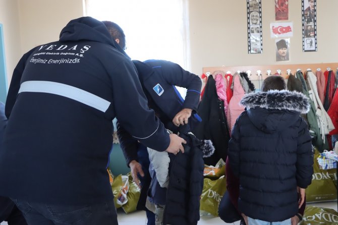 Vedaş Her Mevsim Tebessüm Ekibi Van’da