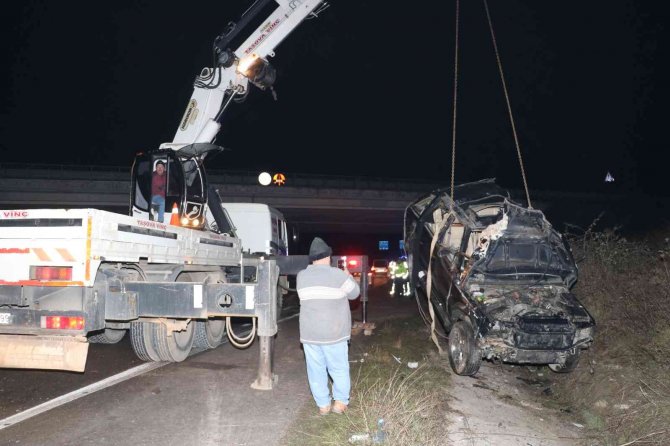 Cenazeye Giderken Kaza Yaptılar: Aynı Aileden 2 Ölü, 2 Yaralı