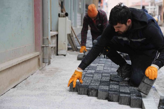 İ̇vrindi’de Sokaklar Güzelleşiyor