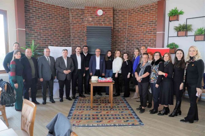 Kınık Belediyesi Ve Ebsov Kadınlar Birliği Buluşması