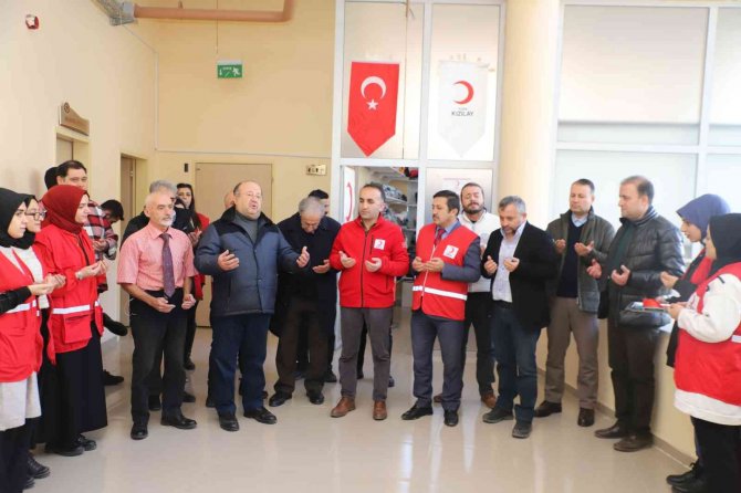 Kızılay, Kampüs Yerleşkesinde Giyim Mağazası Açtı