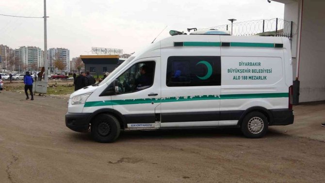 Hacire Akar’dan Hdp’ye Kürtçe Beddua: “Hdp’nin Evi Yıkılsın, Kör Olsun”