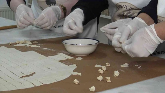 700 Lira İle Başladılar, Milyonluk Ciro Yaptılar