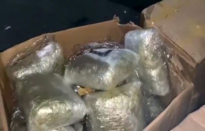 İ̇ski̇ Aracı İle Uyuşturucu Sevkiyatı Polise Takıldı