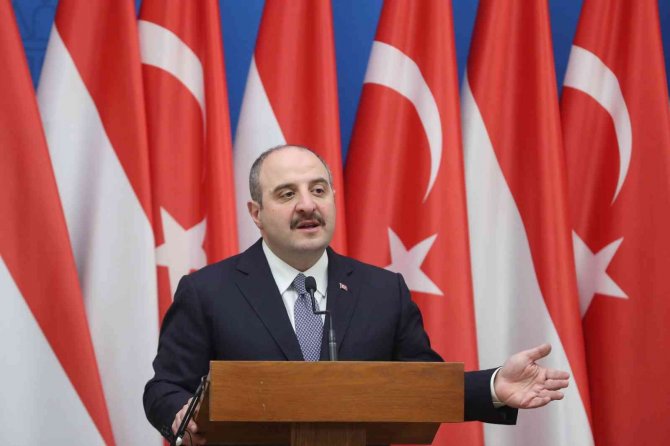 Sanayi Ve Teknoloji Bakanı Varank: "Abd Yapımı Hımars Çoklu Roketatar Sistemlerine Alternatif Ürünleri Türkiye’de Üretiyoruz"