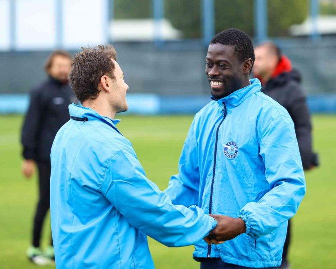 Adana Demirspor’da Yusuf Erdoğan İlk Antrenmana Çıktı